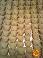 Пельмені на заварному тісті заморожені. Напівфабрикат.