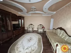 1к Черепановых/ Среднефонтанская. Капремонт. Место для машины.