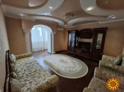 1к Черепановых/ Среднефонтанская. Капремонт. Место для машины.