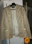 жіночий піджак S 200 грн.