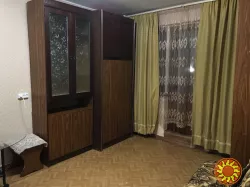 Сдам 1-ком.квартиру возле парка Марка Твена на ул.Космонавтов.