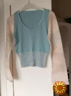 жіноча кофточка M 200 грн.