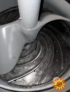 Машина для шинкування капусти з видаленням качана