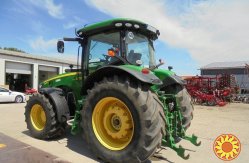 трактор колесный John Deere 8335R Год выпуска 2013