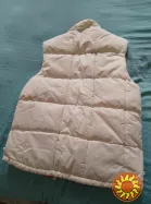 Куртка пухова без рукавiв б/в 500 грн.