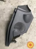 Бу обшивка багажника задняя правая Renault Laguna 1 хетчбэк  7700842955