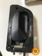 Бу ручка правой двери внутренняя Renault Laguna 1, 7700823285.
