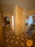 Здається двостороння 3-х кім. кв. проспект Відродження.