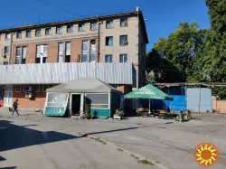 ГОТОВОЕ КАФЕ , ЛОКАЦИЯ-БОМБА: пл. Старомостовая, 3