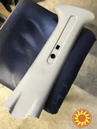 Бу верхняя правая накладка средней стойки Renault Laguna 1, 7700821291