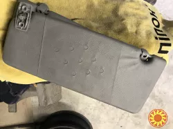 Бу козырёк солнцезащитный левый Renault Laguna 1, 7701042661