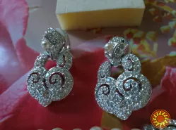 Набір жіночих прикрас Swarovski 1000 гривень