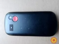 телефон для пожилых людей Nomi i187