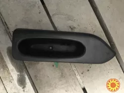 Бу ручка закрытия двери задняя правая Renault Laguna 1, 7700875650, 7700822340