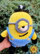м'яка дитяча в'язана іграшка  міньон Стюарт із мультфильма