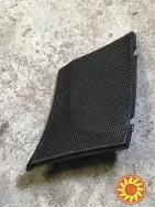 Бу защитная сетка динамика правая 7700824910 Renault Laguna 1