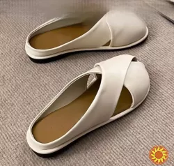 Шльопанці зручні та легкі