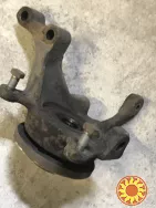 Бу поворотный кулак правый Renault Laguna 1, без ABS, 7700423103, 23 шлица.