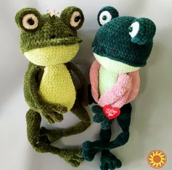 Жаба жабка зелена 55 см іграшка м'яка в'язана гачком   ручна робота