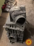 Корпус повітряного фільтра Форд Транзит