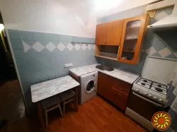 Сдам 3 комн. смежразд. кв. по пер. Качуровского (Новая Дарница)