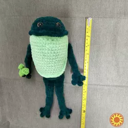 Жабка жабенятко  зелена   Іграшка вязана гачком ручна робота