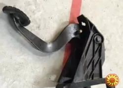 Бу педаль сцепления Renault Laguna 2, 8200019163