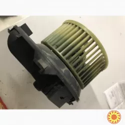 Бу вентилятор моторчик печки Renault Laguna 1, 9000552