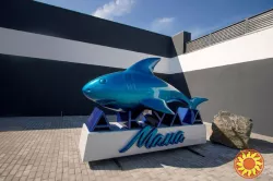 Виготовлення об’ємних рекламних логотипів і артоб’єктів для бізнесу логотип у формі акули