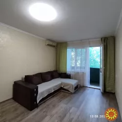 Сдам отличную 1-комнатную квартиру на Генерала Петрова.