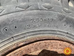Колеса 17R на 6 отворів. GoodYear