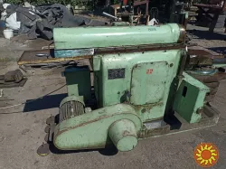 Поперечно-строгальний верстат 7б35