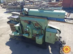 Поперечно-строгальний верстат 7б35