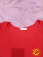 Червона кофта великого розміру