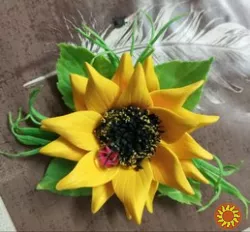 Квітковий браслет, бутоньєрка на зап'ястя - із фоамірану