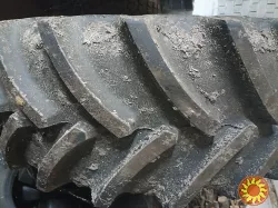 Продам колеса задні для трактора Claas Atles
