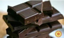 Орехи, кондитерская некондиция. Лом, брак шоколада