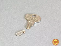 Вилучення зламаного ключа в циліндрових замках