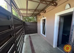 3х Поверховий ДІМ на Слобідці вул.Никитіна