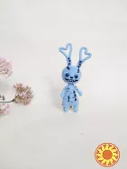 Заєць, в'язана іграшка ручної роботи