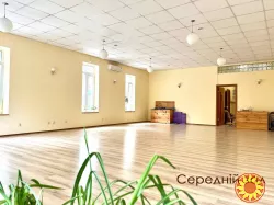 Здаються в оренду зали, зі своїм автономним опаленням та освітленням