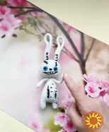 Заєць, в'язана іграшка ручної роботи