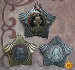 Ордена "Олександра Суворова I: II: III ступінь ". Копії.