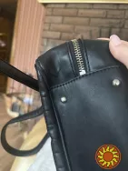 Чорний жіночий рюкзак зі шкірозамінника Guess