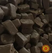 Орехи, кондитерская некондиция. Лом, брак шоколада