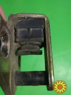 Скоба замка дверей з кінцевиком 2M51-F21982-AA Форд Мондео 3 Ford Mondeo