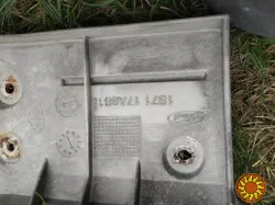 Кріплення заднього бампера 1S71-17A882-B Форд Мондео 3 універсал