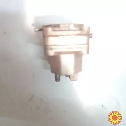 Регулятор топлива Mercedes W116 W126 R107 Bosch Warm Up Regulator 0438140103 500sel 380sl 450sl,