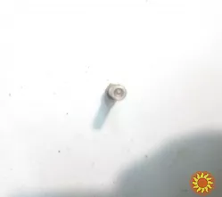 Форсунка паливна Mercedes m110/102 w126/w124/w460 0437502010 Bosch