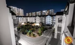 У продажу дуже гарна 3 кімнатна квартира в новому комплексі на Сахарова.